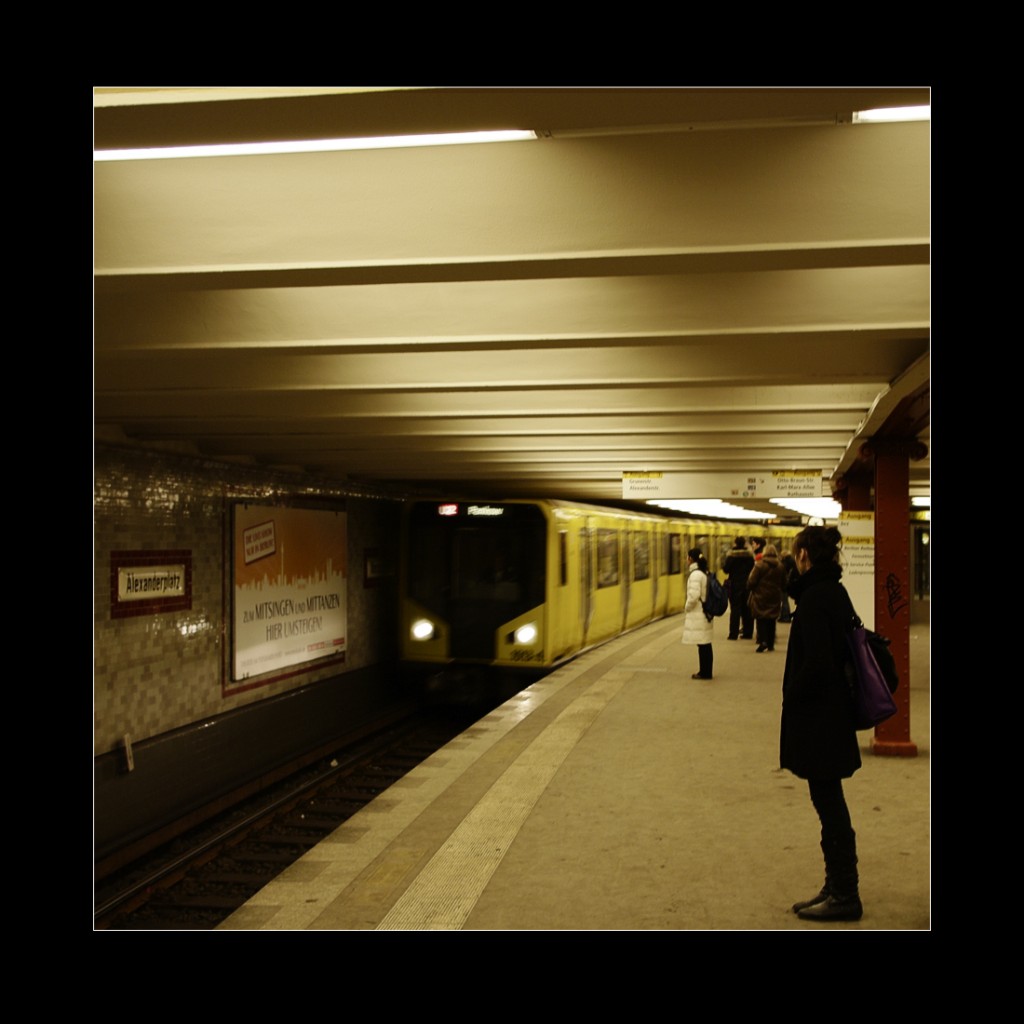 K204860-Alexanderplatz-1 U-Bahn