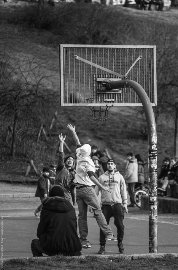 Basketball im Mauerpark