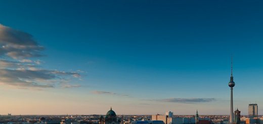 K200731-Himmel-ueber-Berlin-011-bb