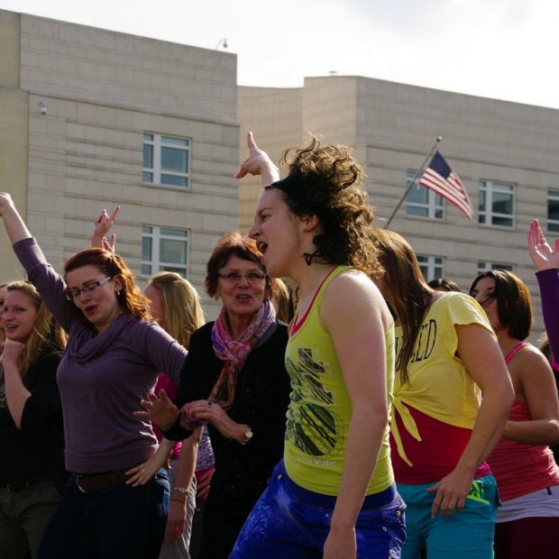 Bild-23-Zumba-Flashmob-Brandenburger-Tor