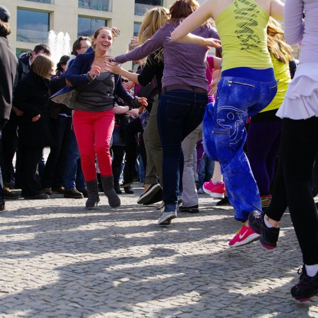 Bild-33-Zumba-Flashmob-Brandenburger-Tor