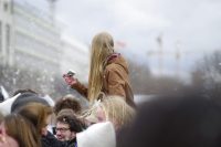 Bild00006-Kissenschlacht-Brandenburger-Tor