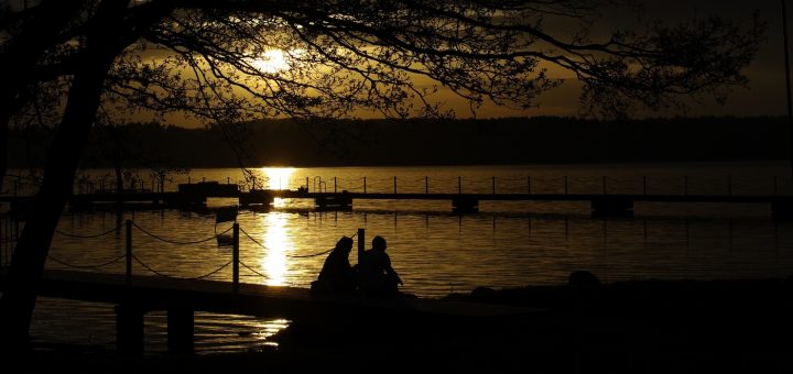 _K205532-Paar-am-Werbellinsee