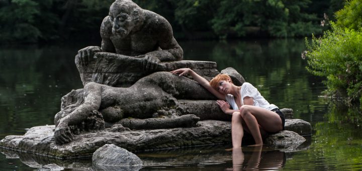 Nancy Markmann - Portraitfoto im Treptower Park, Berlin