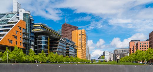 _K503728-Berlin-Wolken