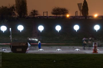 Lichtgrenze-bei-Nacht