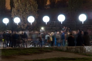 Lichtgrenze-bei-Nacht