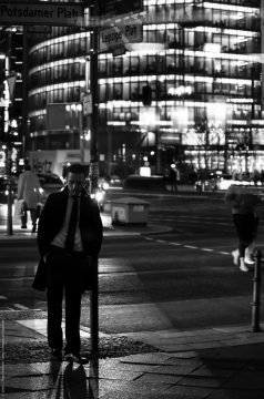 Street Photography with Tachzin Tattan @Potsdamer Platz