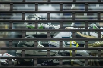Schaufenster in Berlin bei Nacht