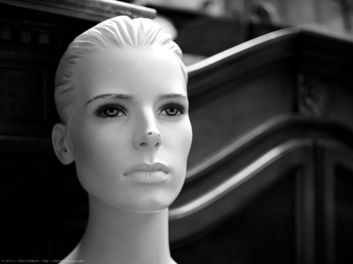 _1180847-mannequin_flohmarkt